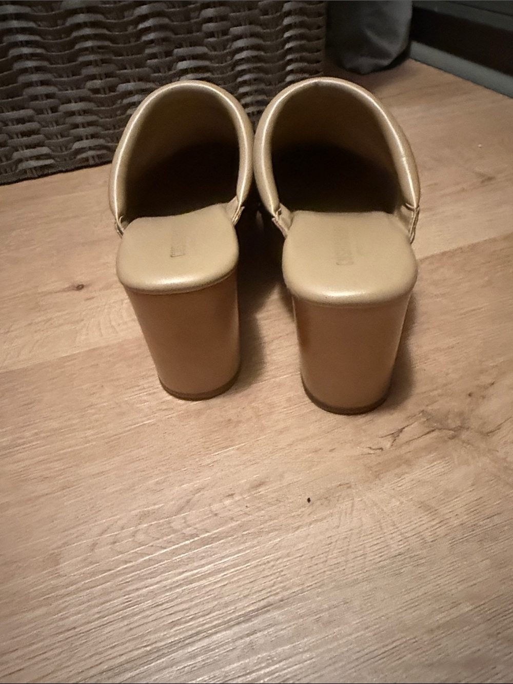 Women’s Clog Mules - Picture 5 of 6